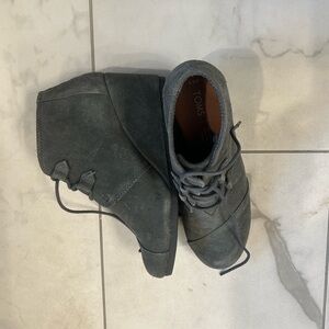 TOMS Kala Wedge Boots